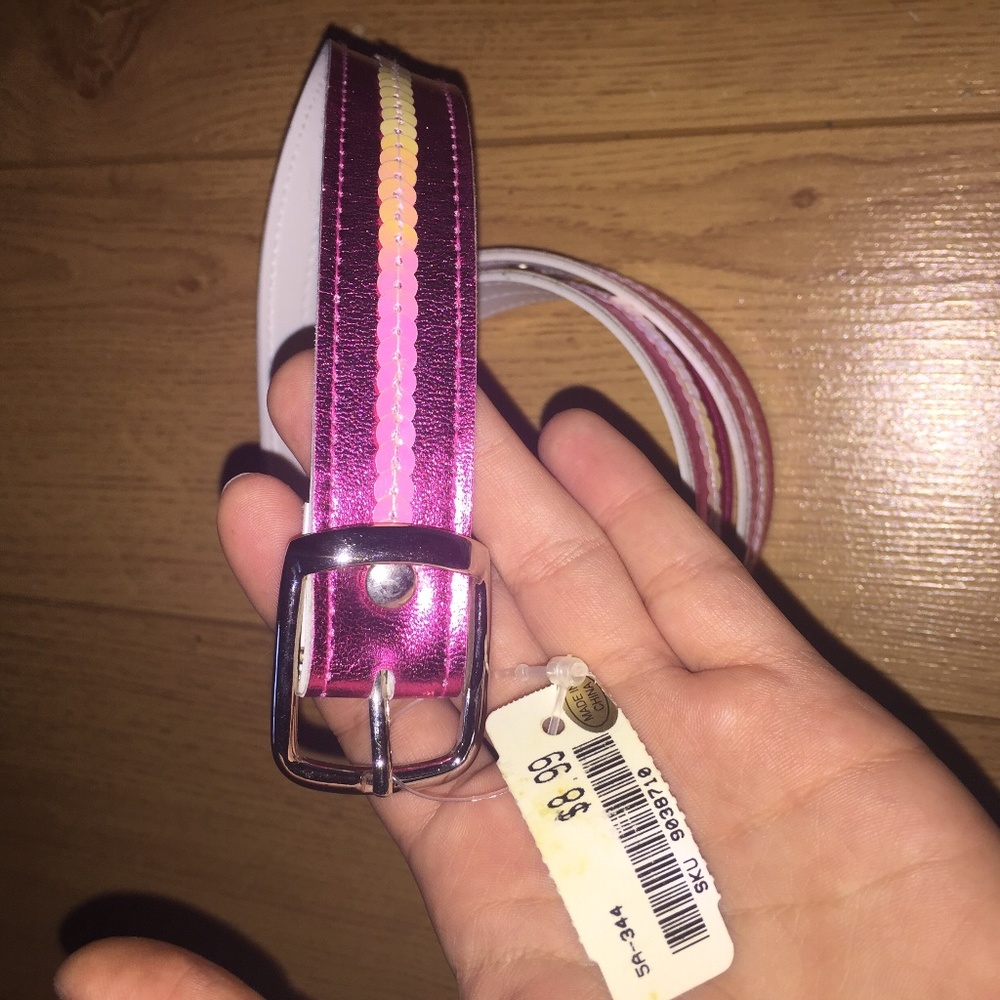 Pink Ardene belt with tag